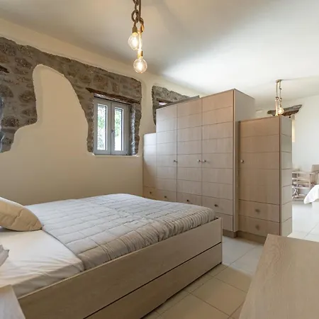 Tatil Evi Aggidia Escape